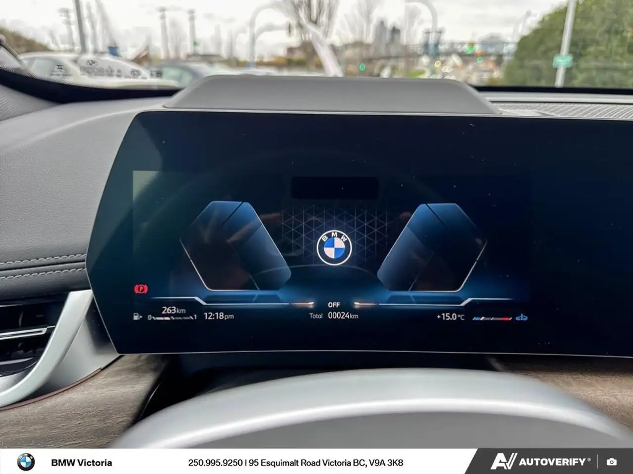 BMW X1 снимка BMW X1