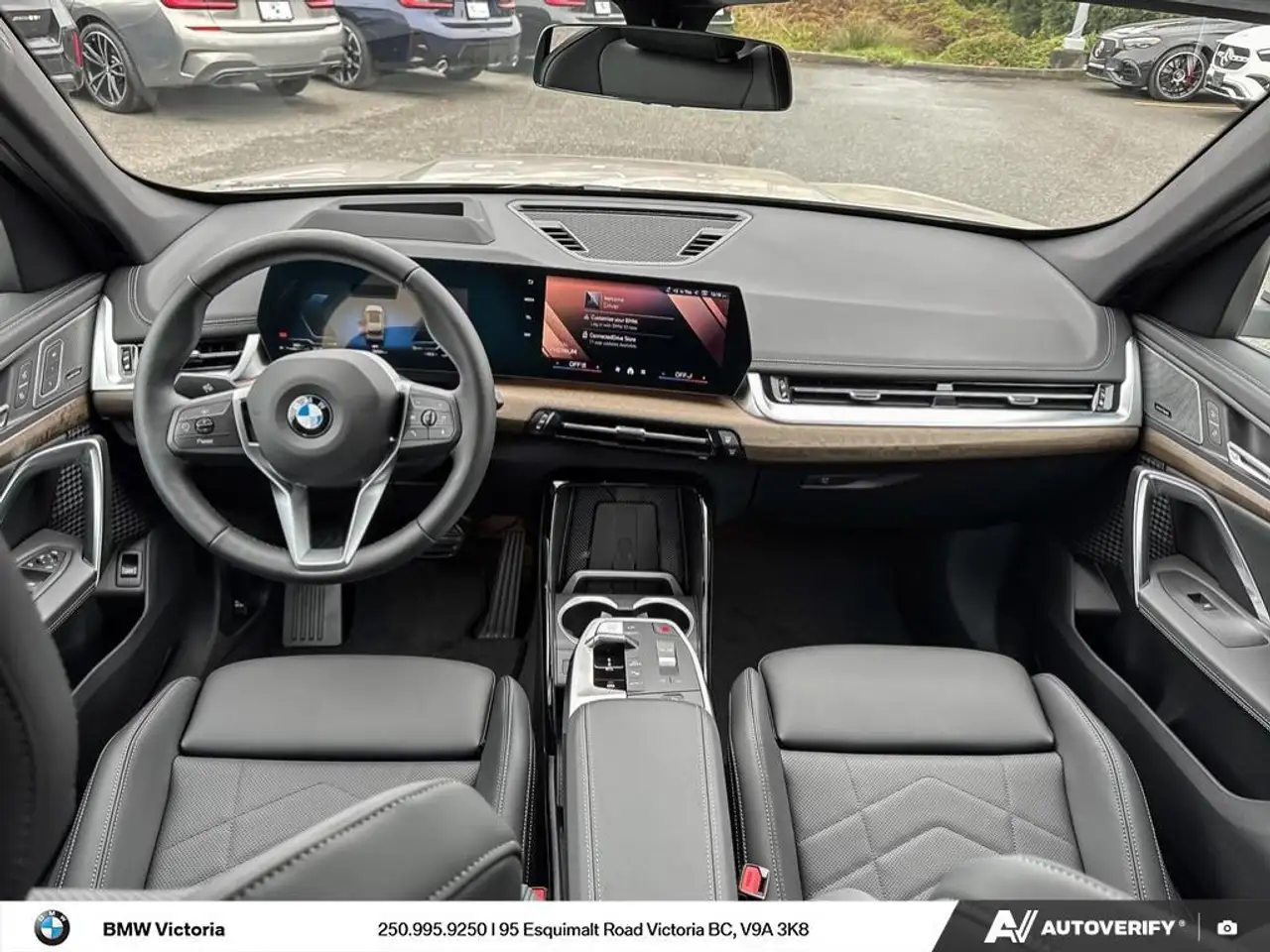 BMW X1 снимка BMW X1