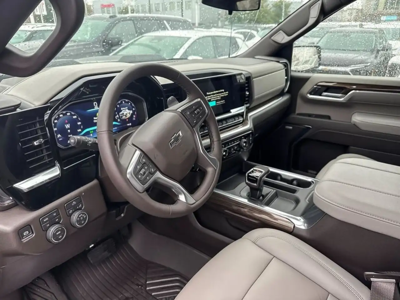 Chevrolet Silverado 1500 снимка Chevrolet Silverado 1500