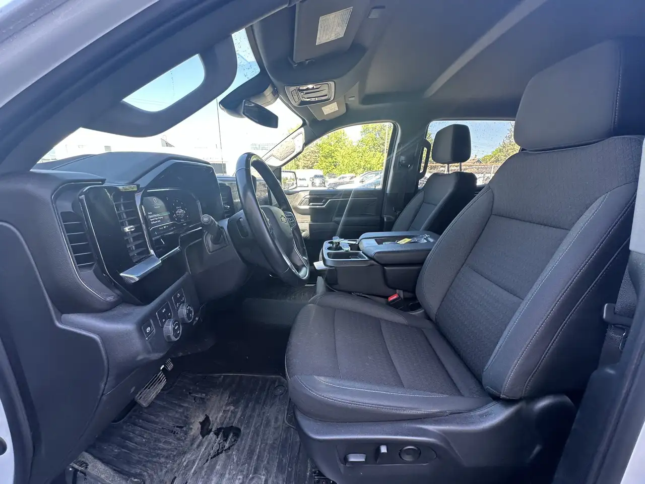 Chevrolet Silverado 1500 photo Chevrolet Silverado 1500