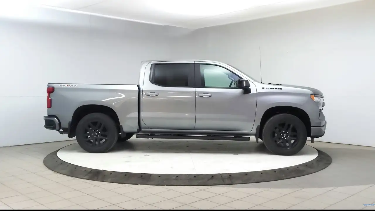Chevrolet Silverado 1500 photo Chevrolet Silverado 1500