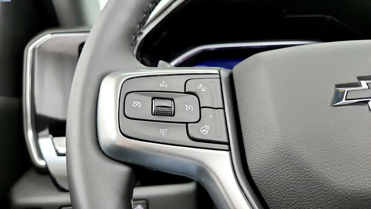 Chevrolet Silverado 1500 photo Chevrolet Silverado 1500