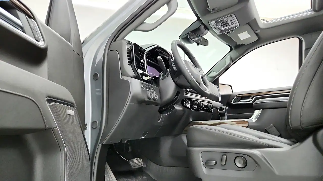 Chevrolet Silverado 1500 photo Chevrolet Silverado 1500