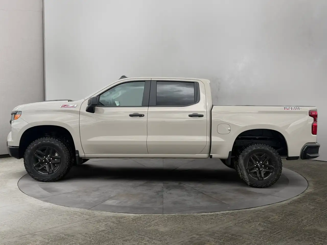 Chevrolet Silverado 1500 photo Chevrolet Silverado 1500