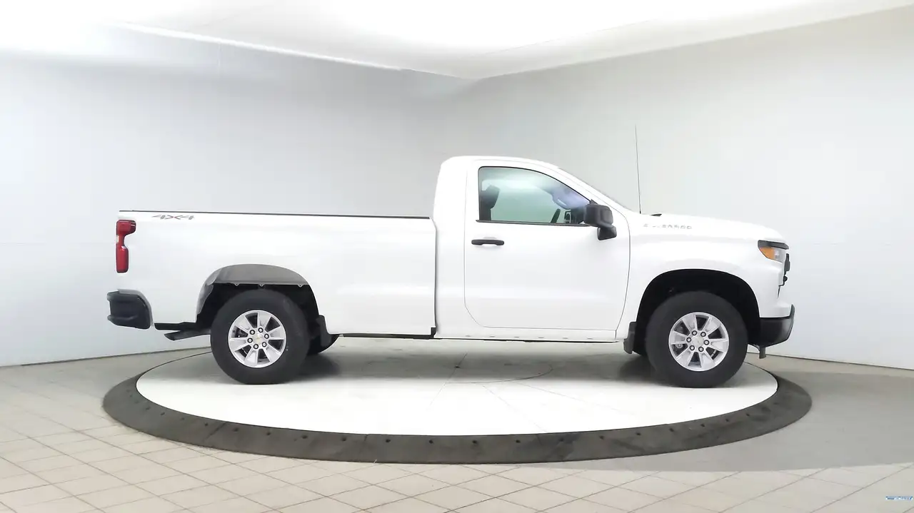 Chevrolet Silverado 1500 снимка Chevrolet Silverado 1500