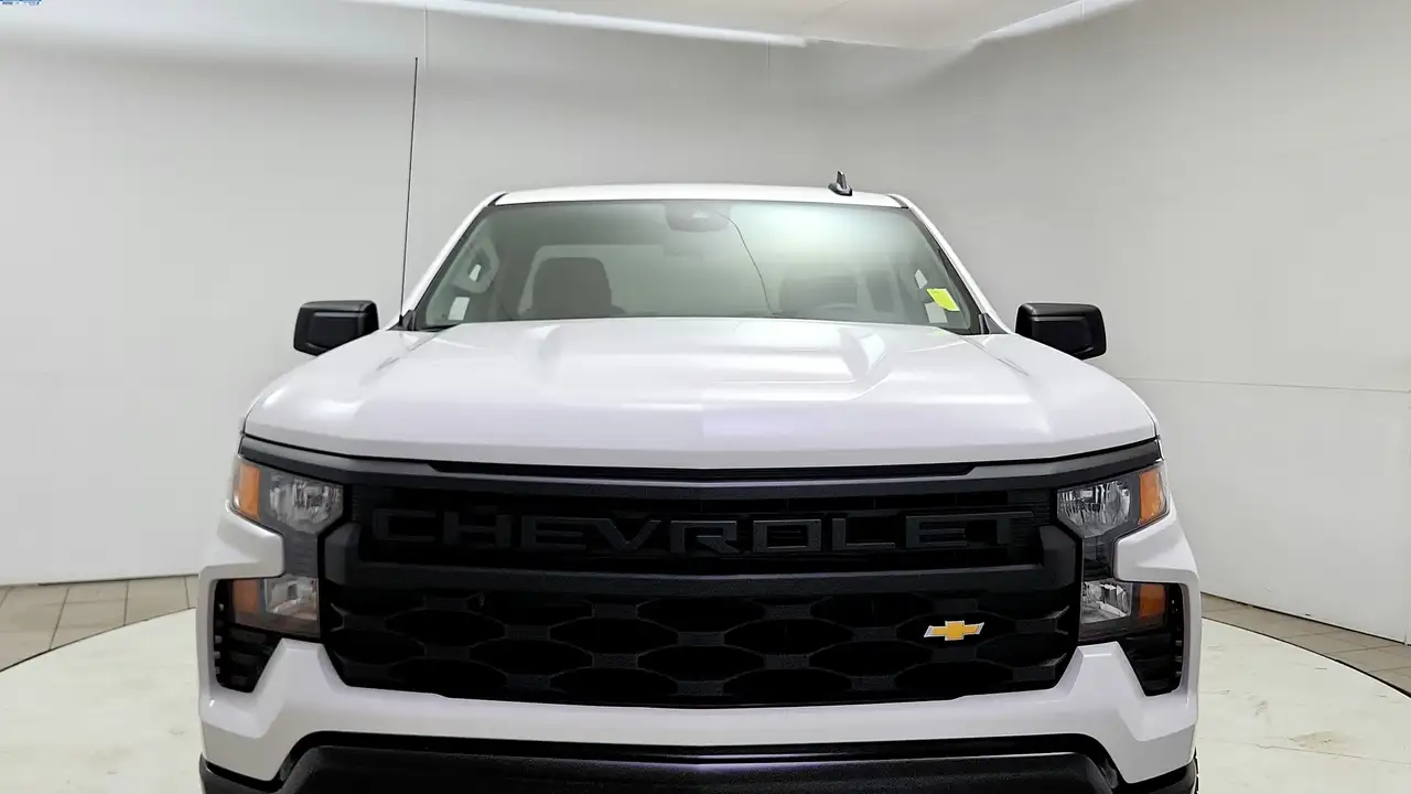 Chevrolet Silverado 1500 снимка Chevrolet Silverado 1500