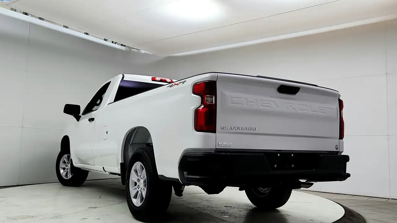 Chevrolet Silverado 1500 снимка Chevrolet Silverado 1500