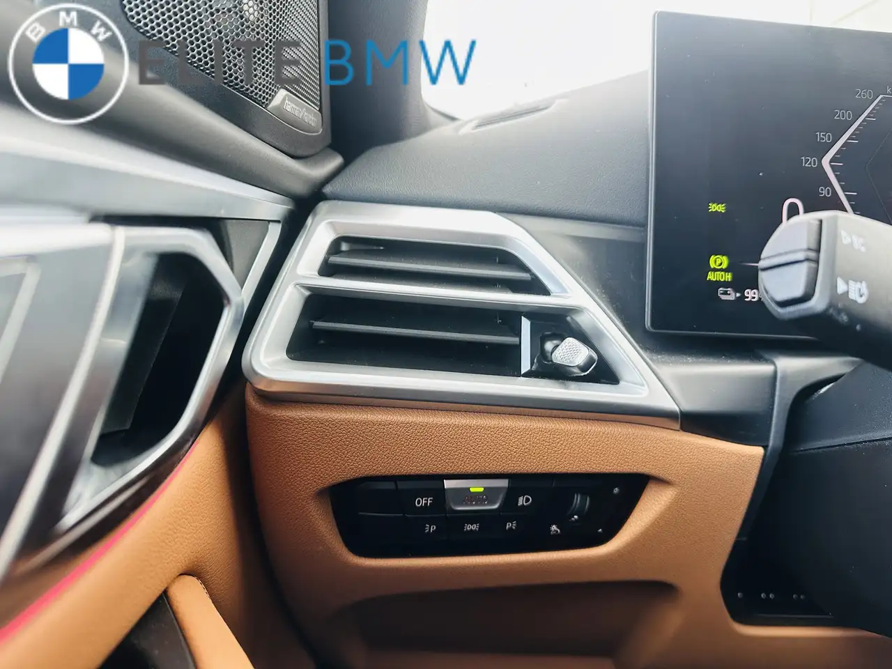 BMW i4 photo BMW i4