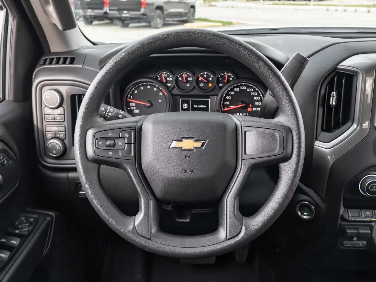 Chevrolet Silverado 1500 photo Chevrolet Silverado 1500