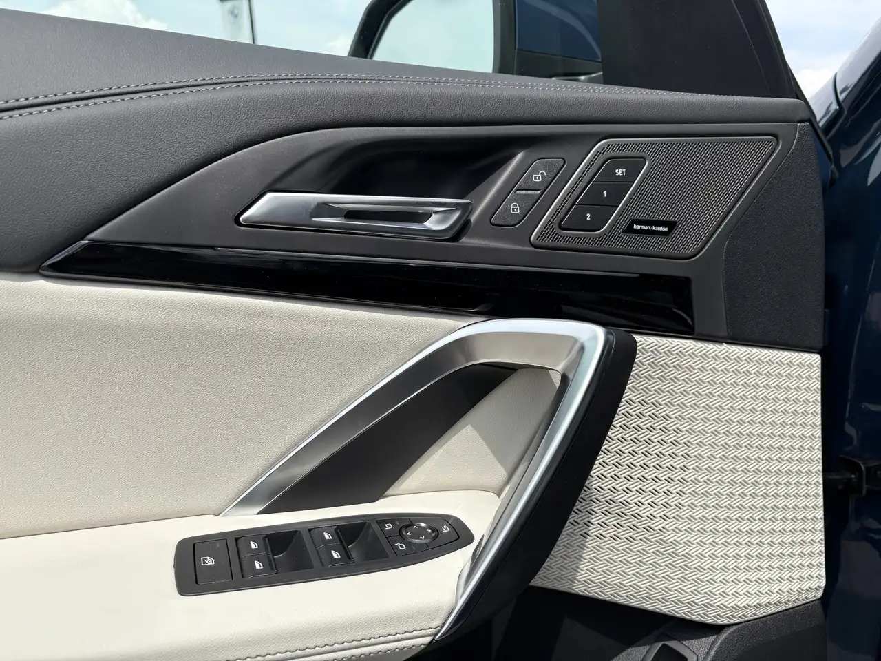 BMW X1 снимка BMW X1
