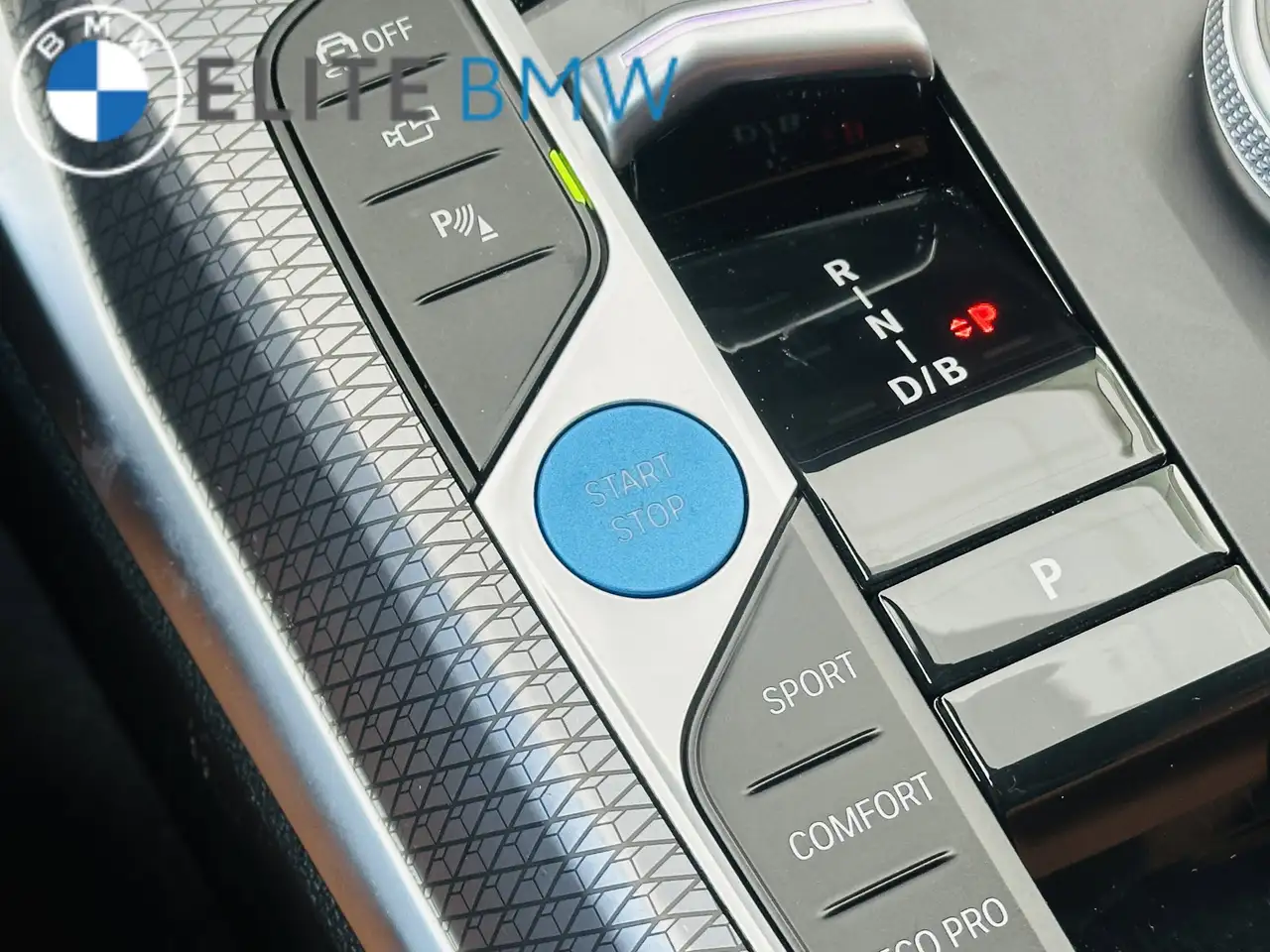 BMW i4 photo BMW i4