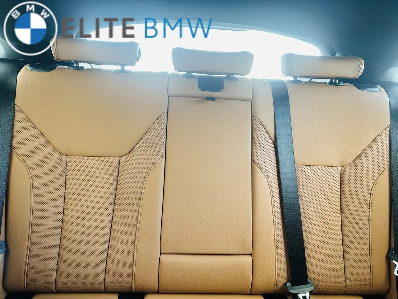 BMW i4 photo BMW i4