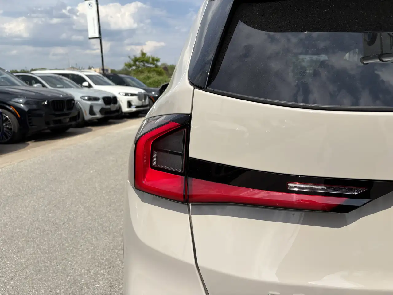 BMW X1 photo BMW X1