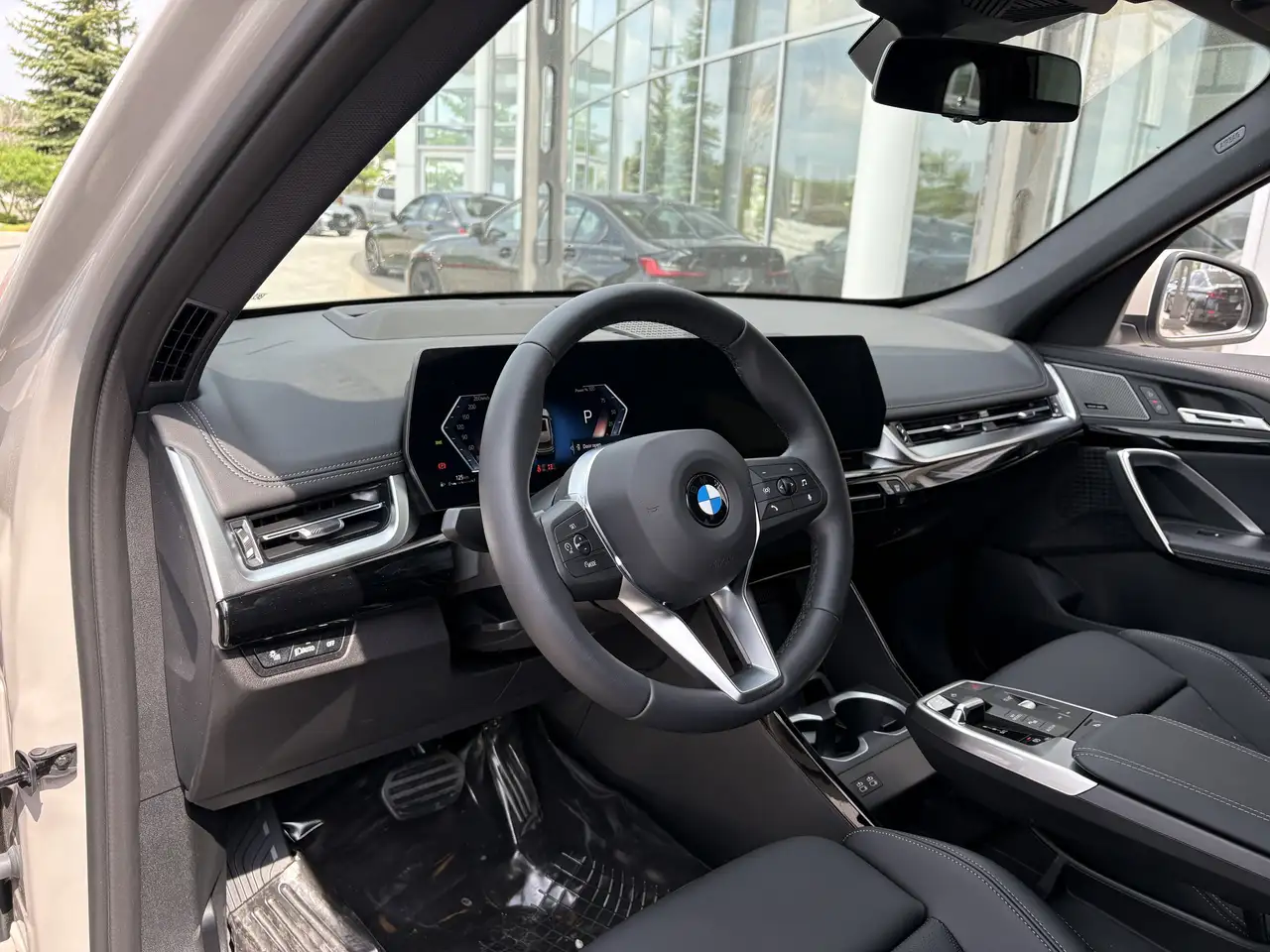 BMW X1 photo BMW X1