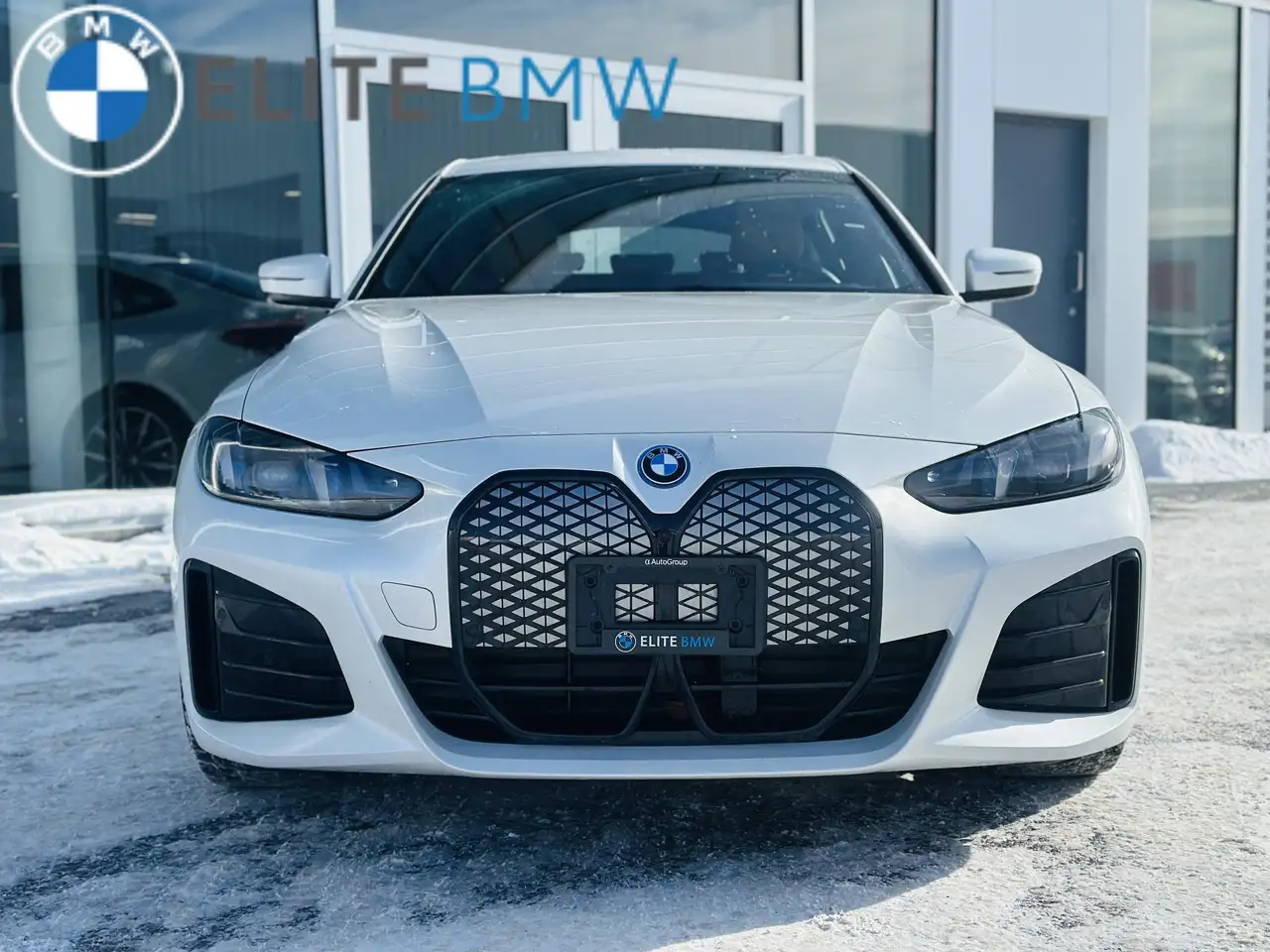 BMW i4 photo BMW i4