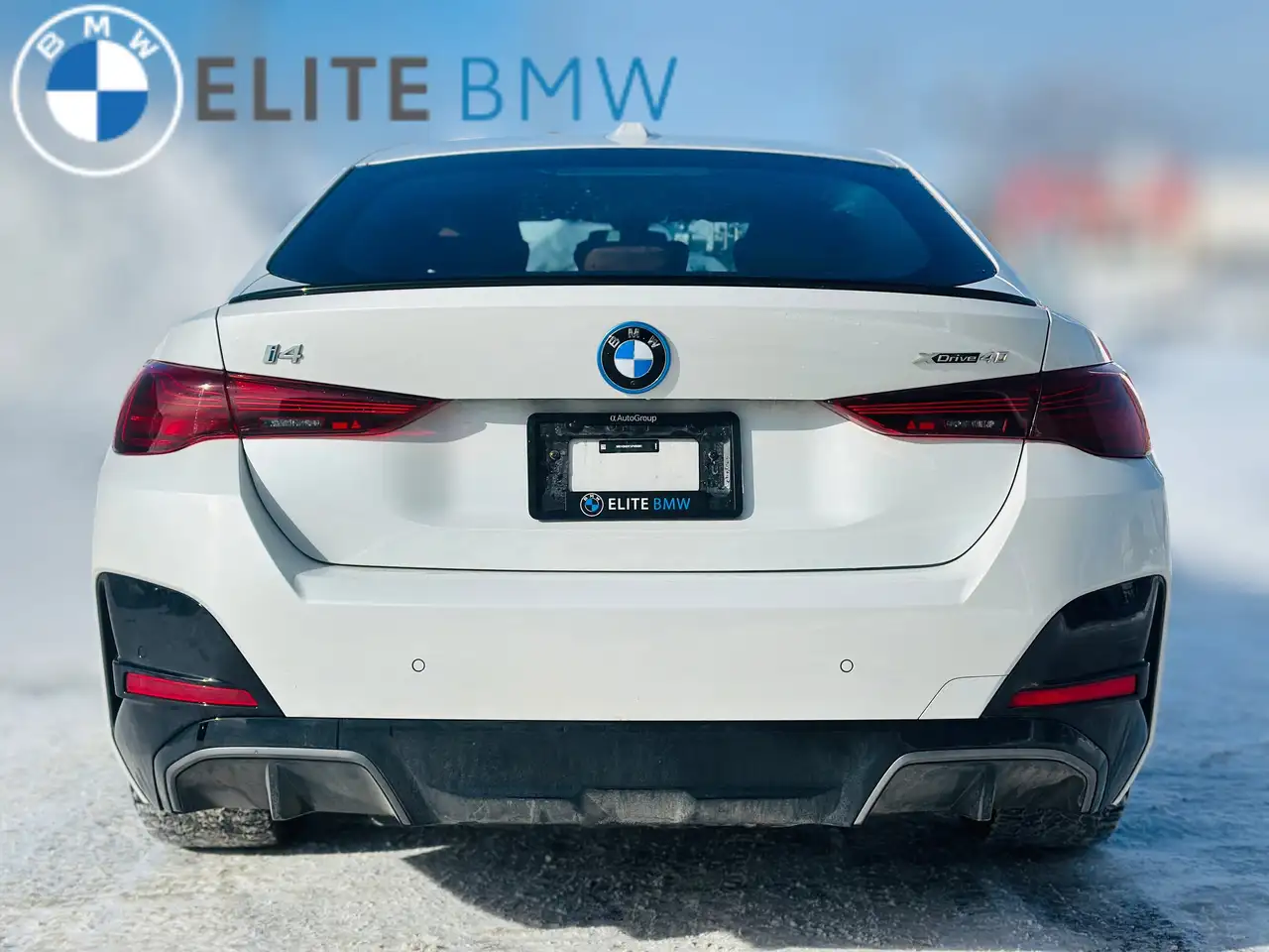 BMW i4 photo BMW i4