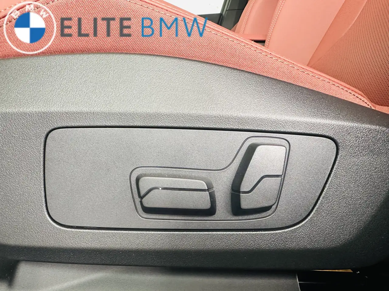 BMW X1 снимка BMW X1