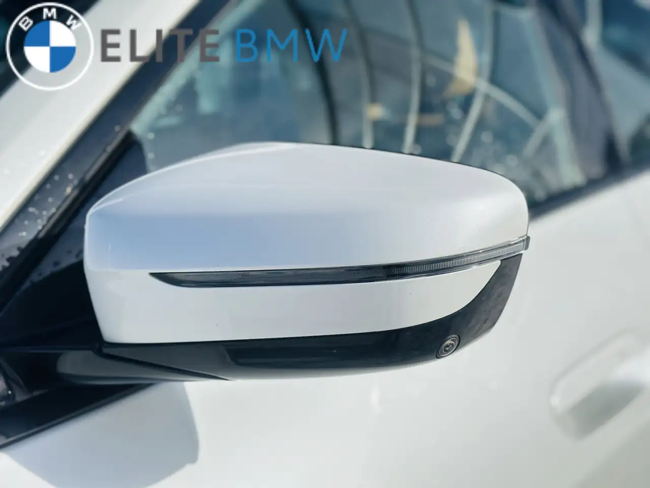 BMW i4 photo BMW i4
