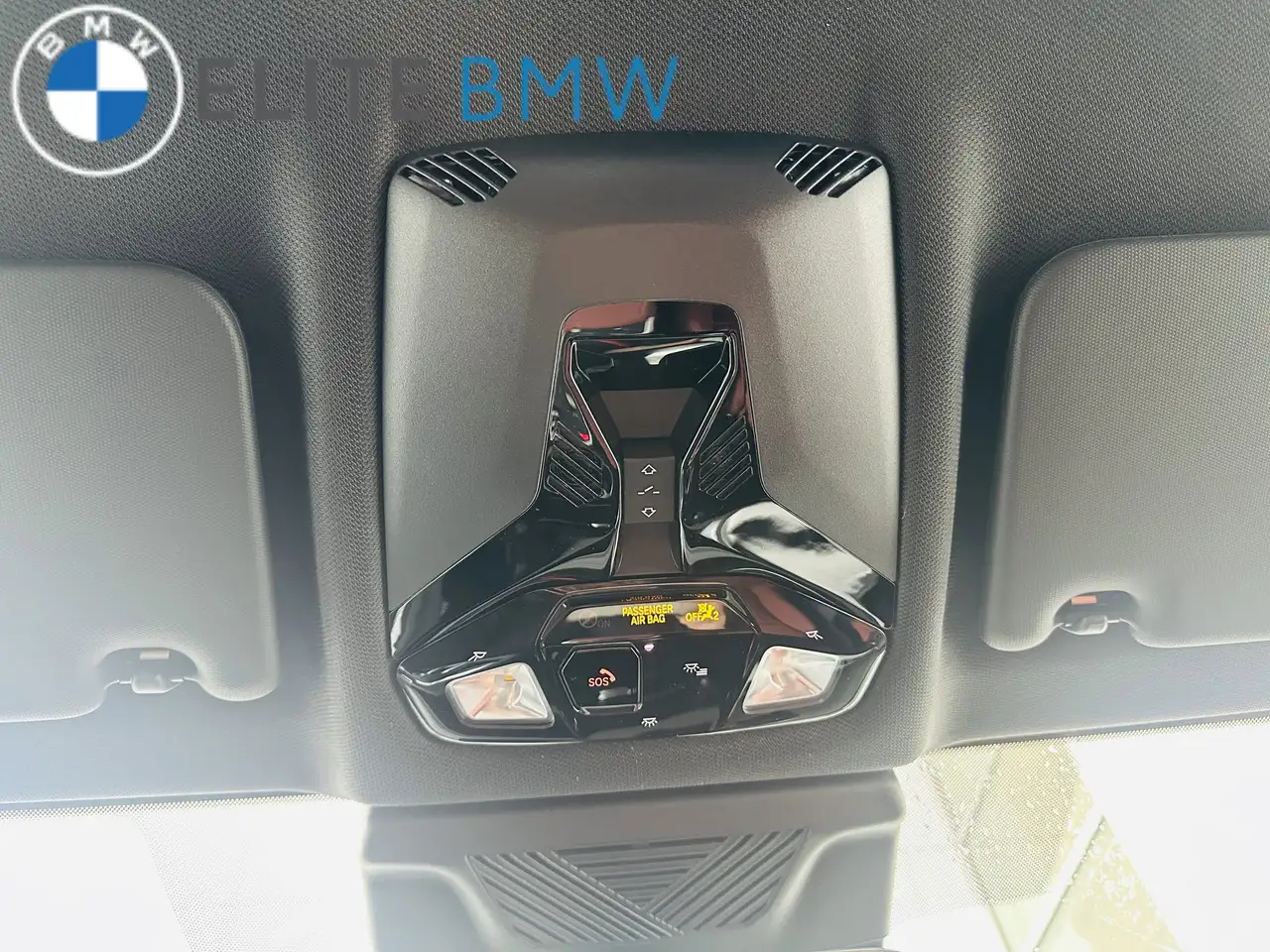BMW X1 снимка BMW X1