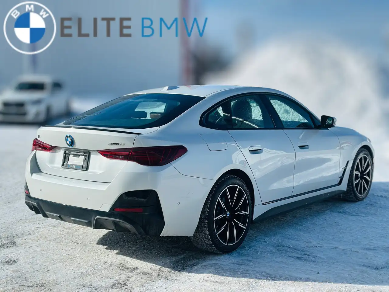BMW i4 photo BMW i4