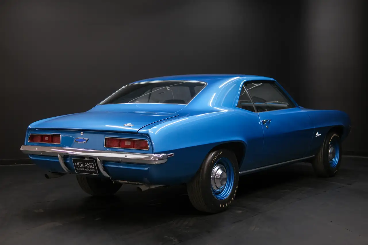 Chevrolet Camaro снимка Chevrolet Camaro