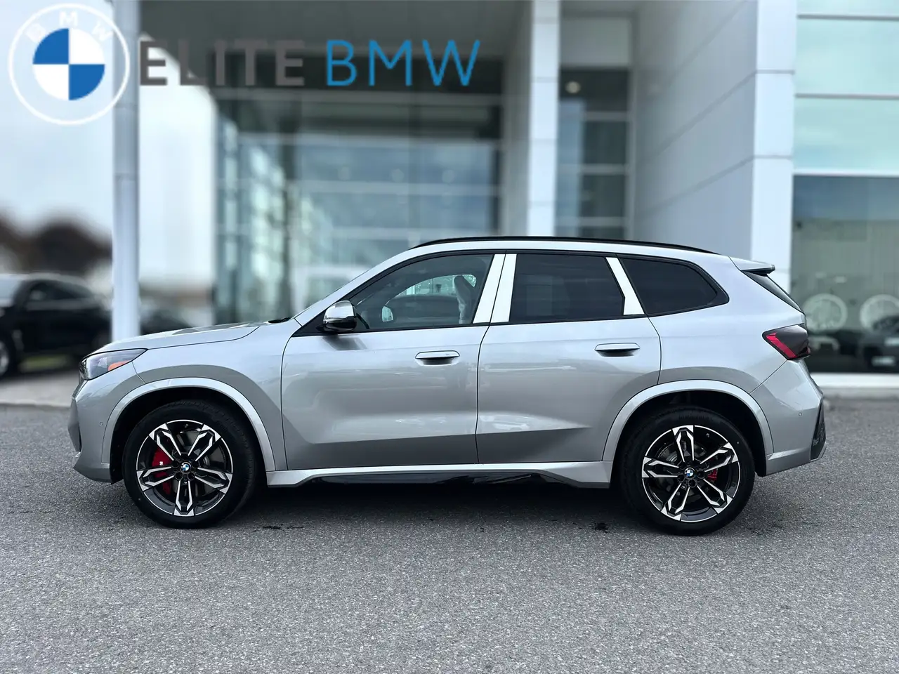 BMW X1 снимка BMW X1