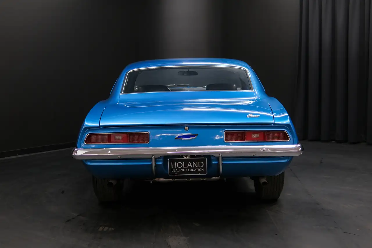 Chevrolet Camaro снимка Chevrolet Camaro