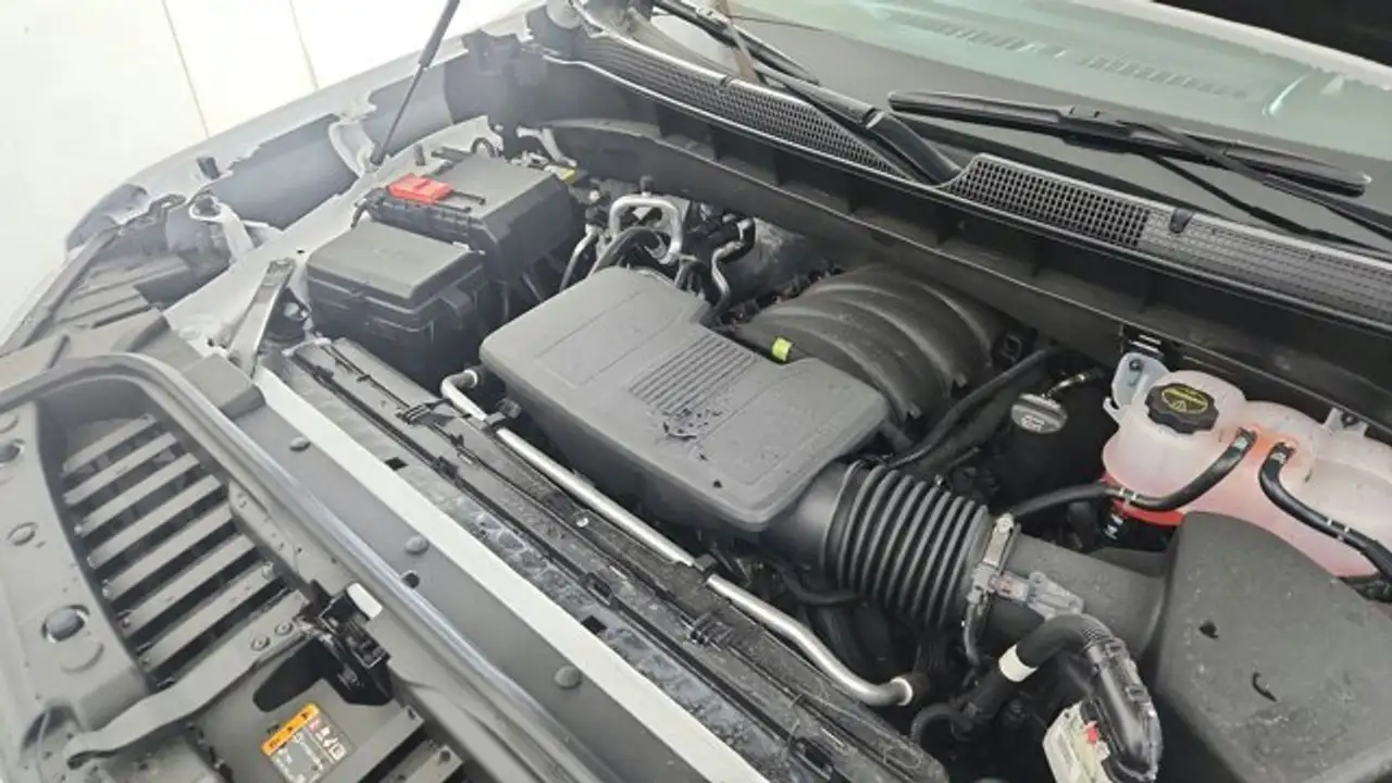 Chevrolet Silverado 1500 снимка Chevrolet Silverado 1500