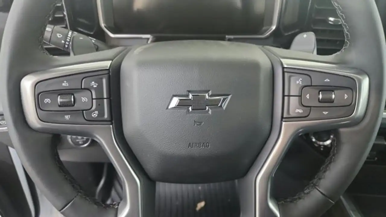 Chevrolet Silverado 1500 снимка Chevrolet Silverado 1500