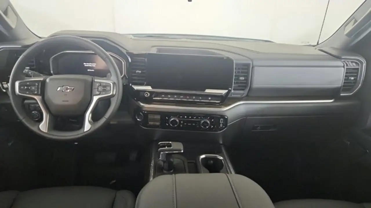 Chevrolet Silverado 1500 снимка Chevrolet Silverado 1500