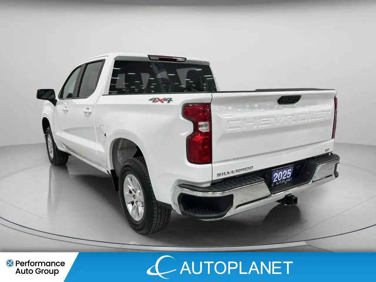 Chevrolet Silverado 1500 photo Chevrolet Silverado 1500
