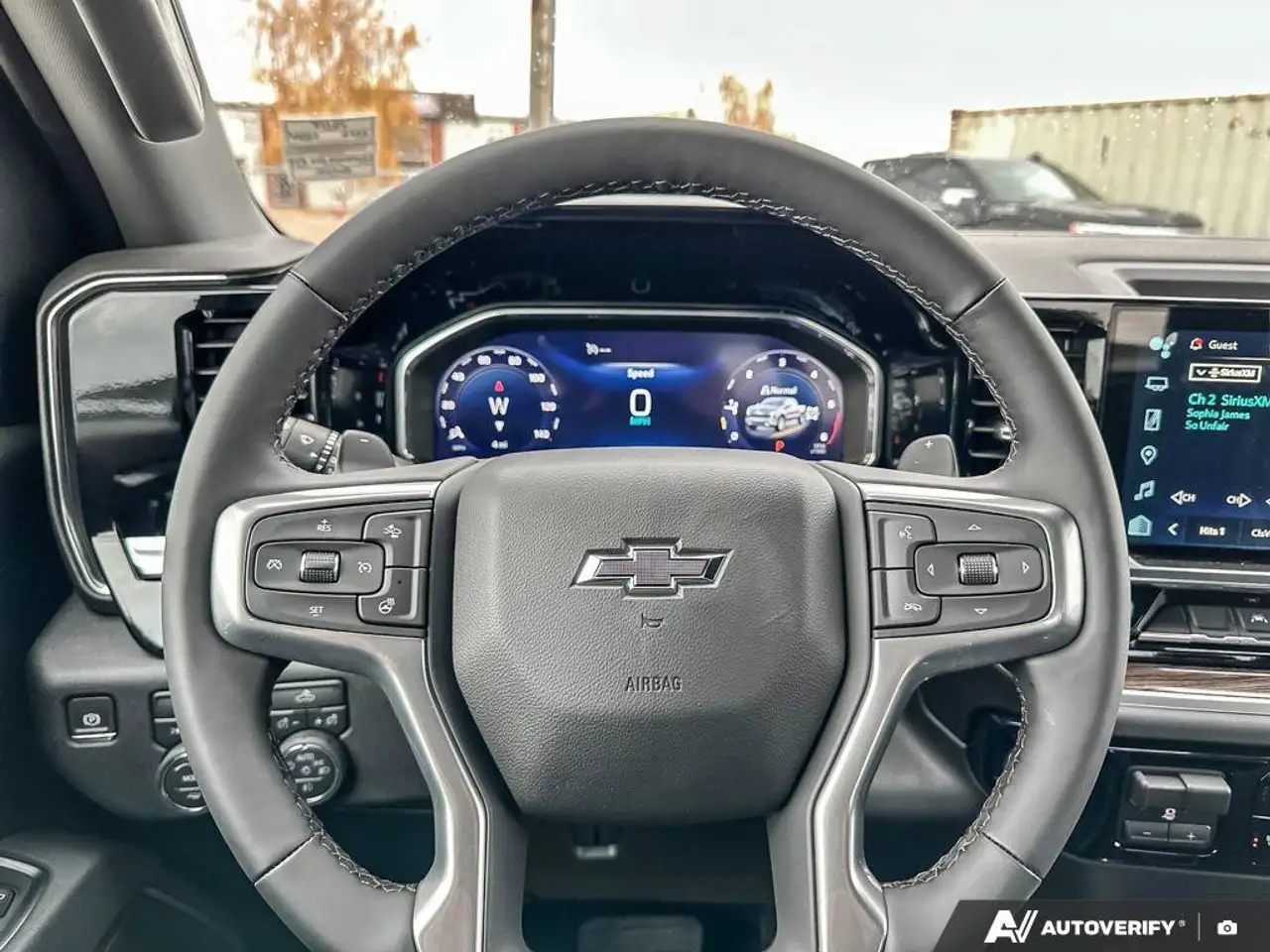 Chevrolet Silverado 1500 снимка Chevrolet Silverado 1500