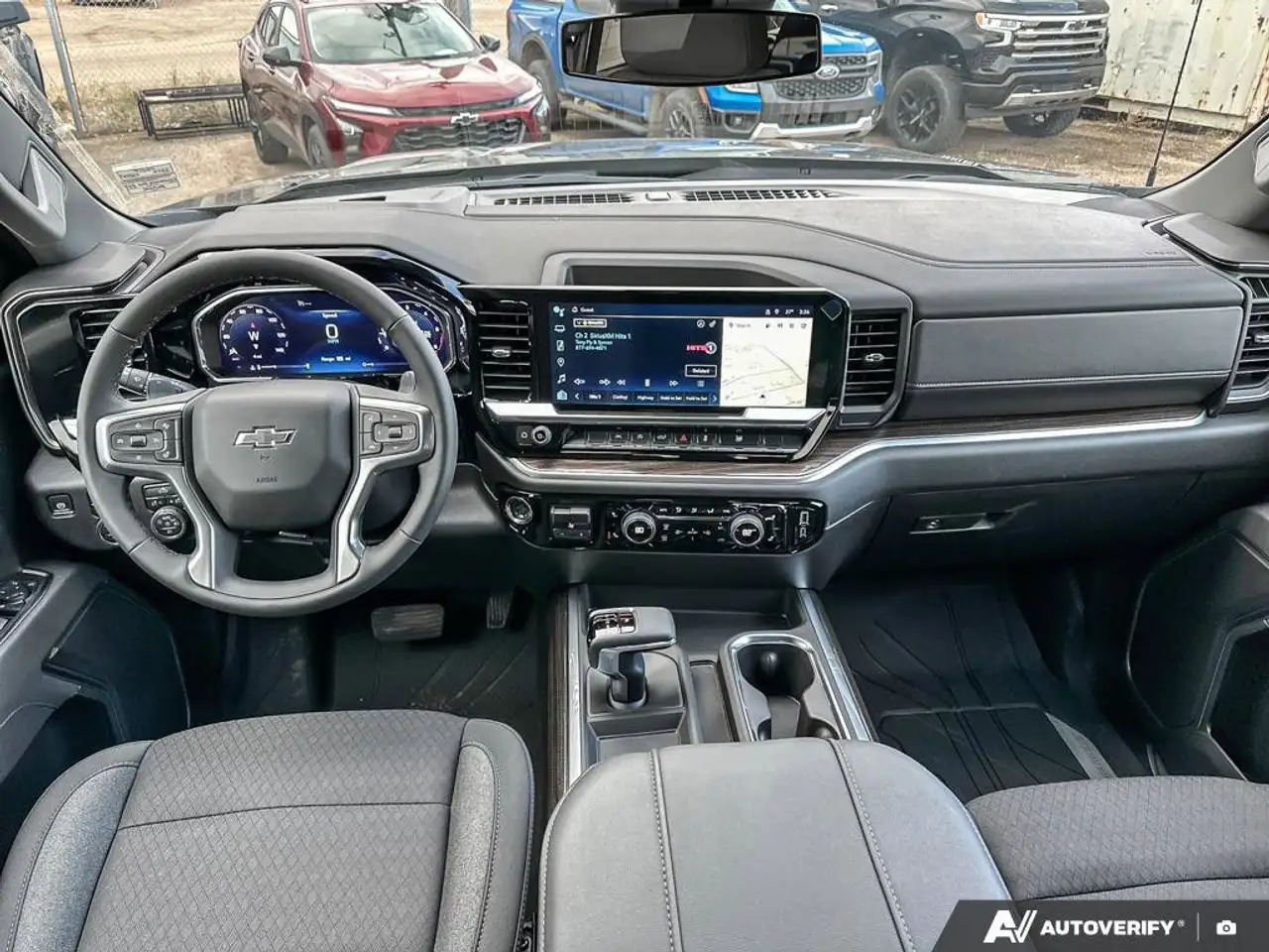 Chevrolet Silverado 1500 снимка Chevrolet Silverado 1500