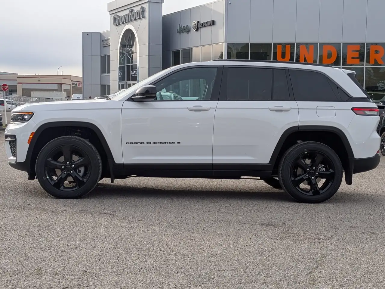 Jeep Grand Cherokee photo Jeep Grand Cherokee