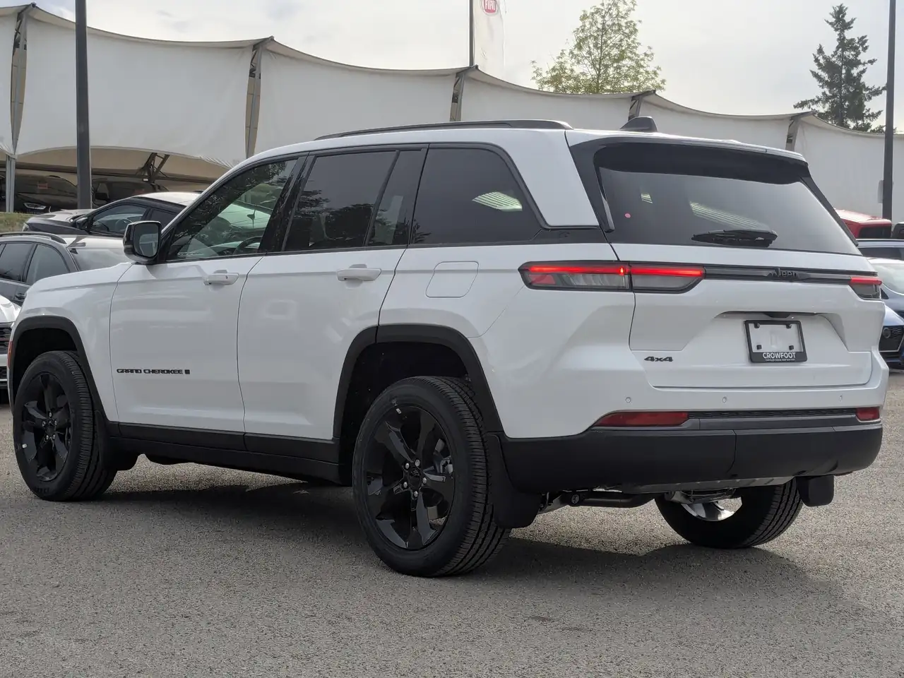 Jeep Grand Cherokee photo Jeep Grand Cherokee