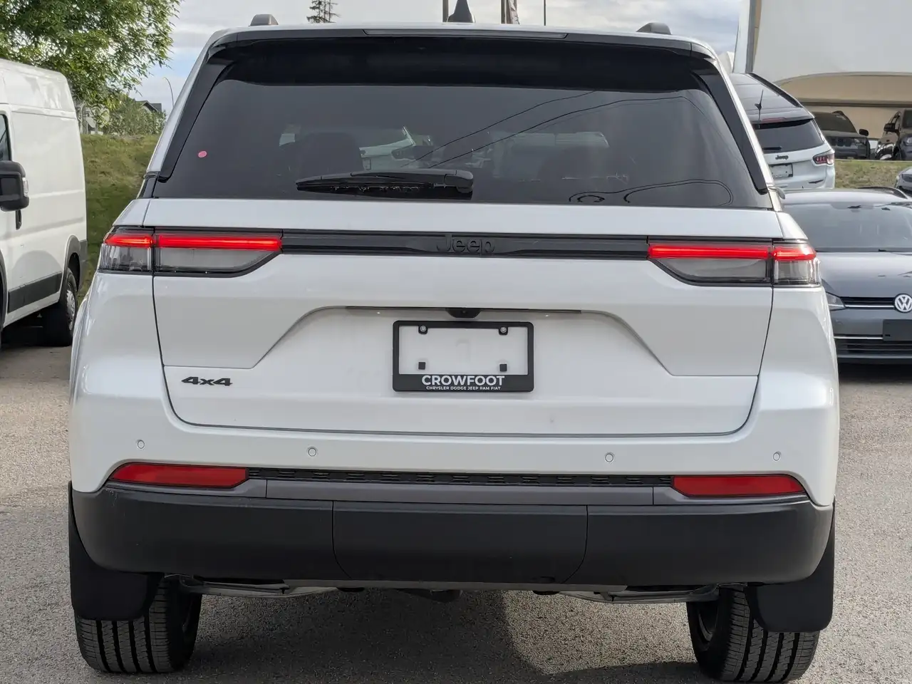 Jeep Grand Cherokee photo Jeep Grand Cherokee