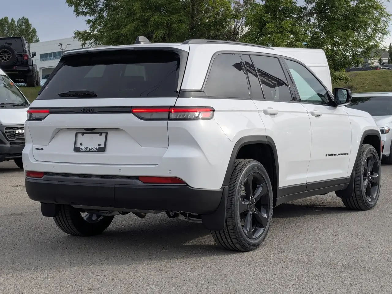 Jeep Grand Cherokee photo Jeep Grand Cherokee