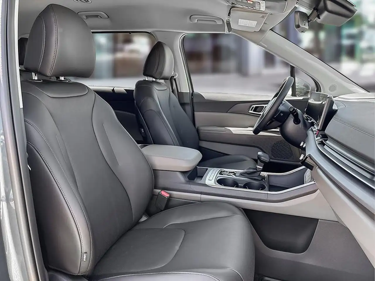 Kia Carnival снимка Kia Carnival