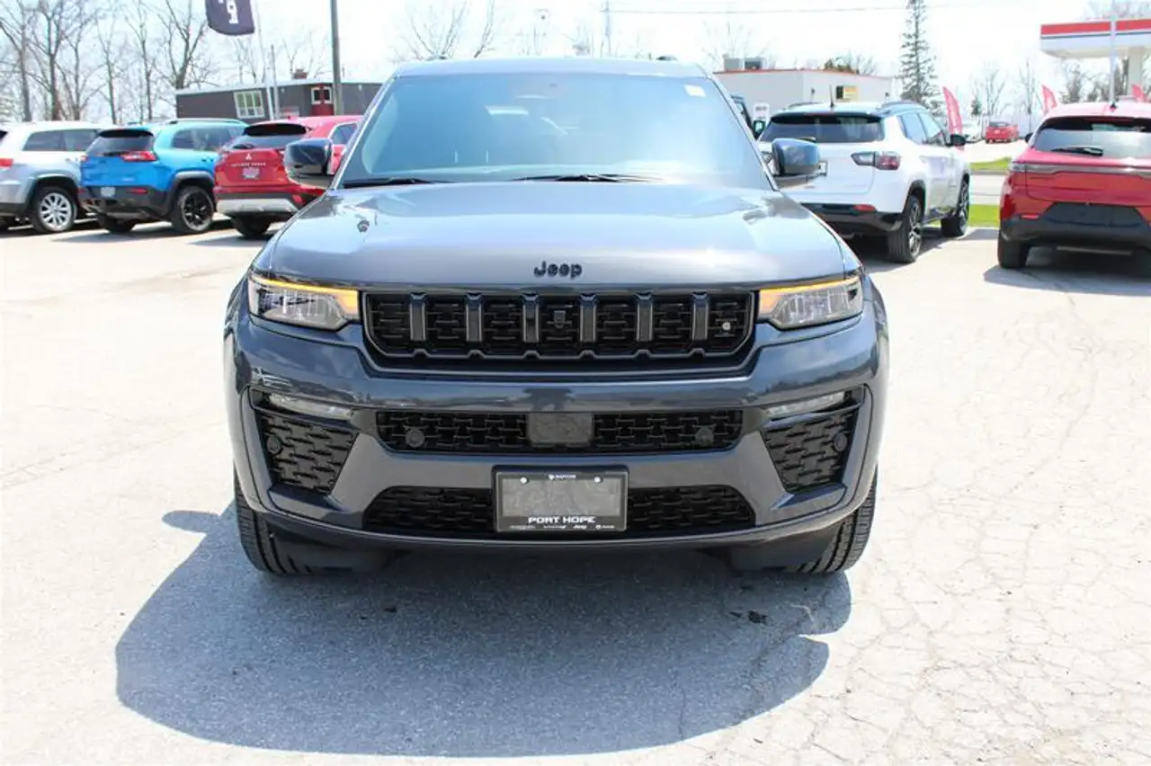 Jeep Grand Cherokee снимка Jeep Grand Cherokee