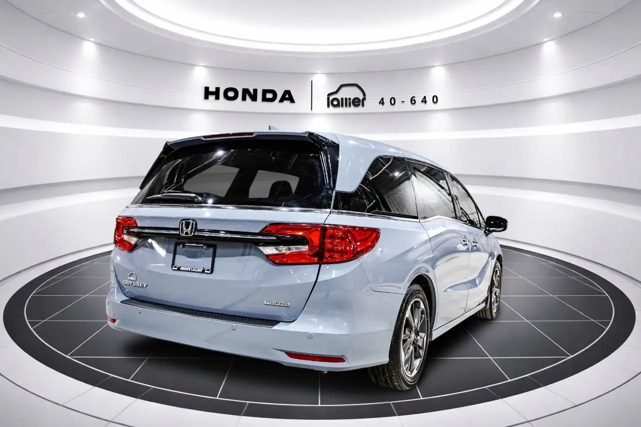 Honda Odyssey снимка Honda Odyssey