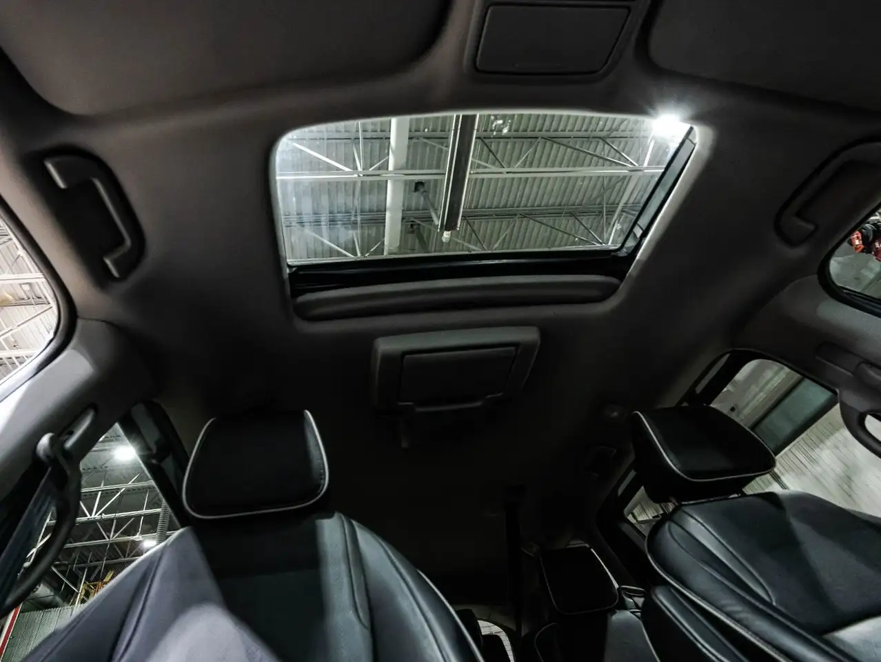 Honda Odyssey снимка Honda Odyssey