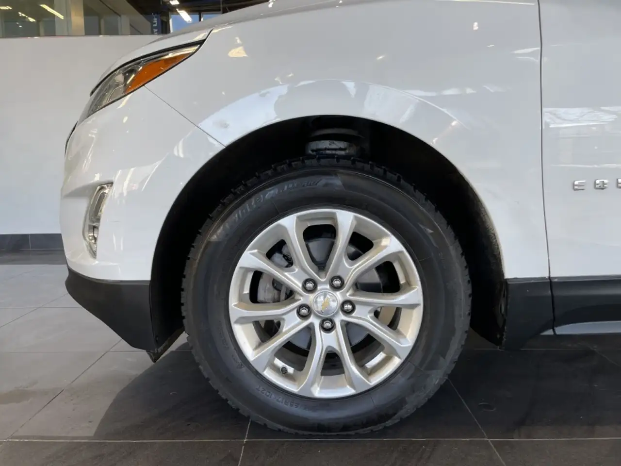 Chevrolet Equinox снимка Chevrolet Equinox