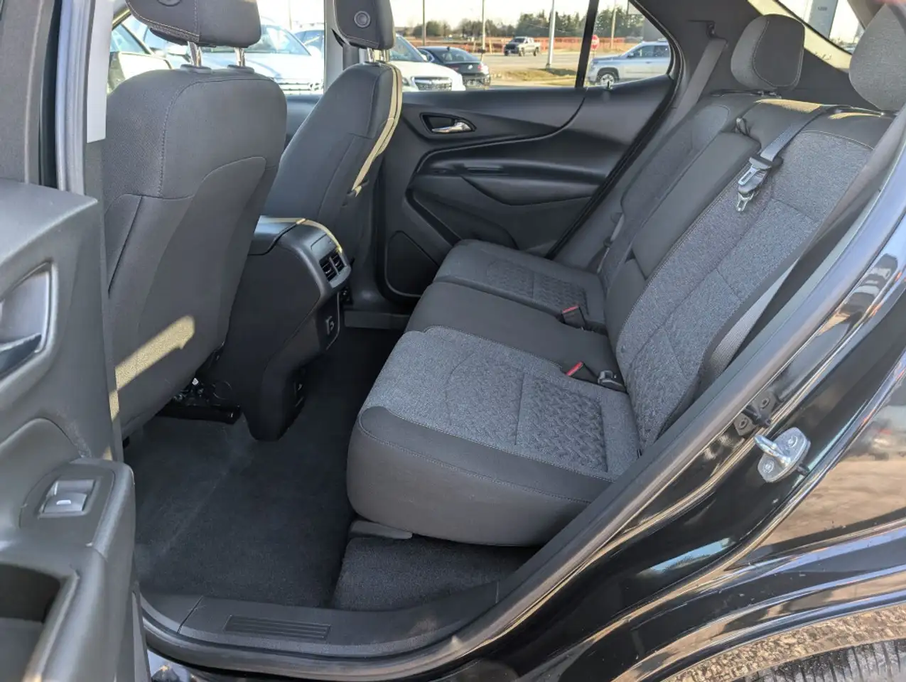 Chevrolet Equinox снимка Chevrolet Equinox