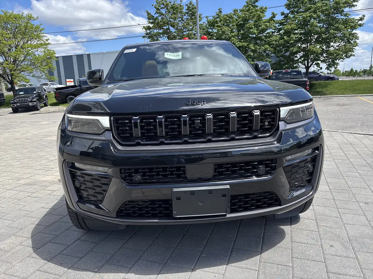 Jeep Grand Cherokee снимка Jeep Grand Cherokee
