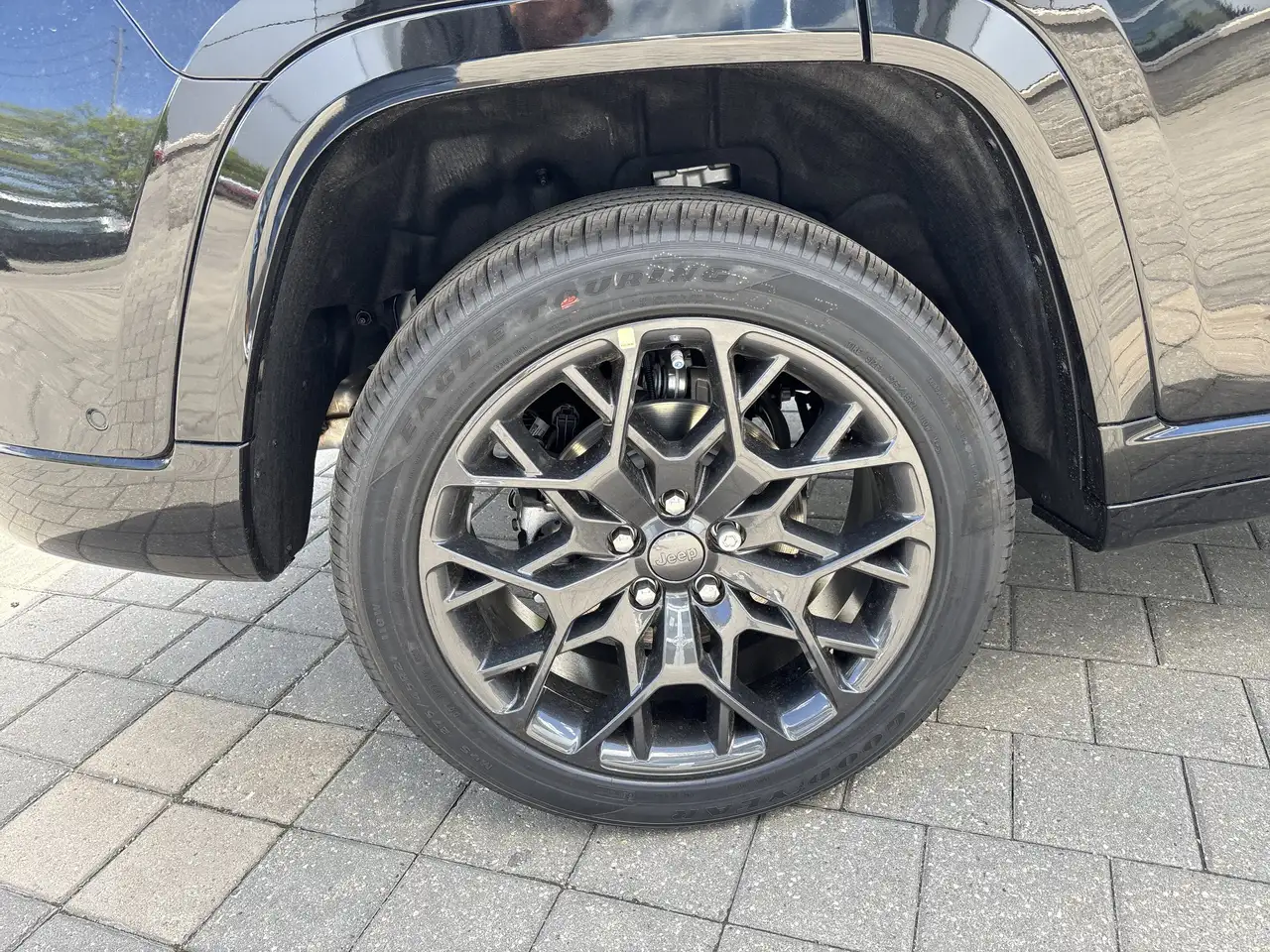 Jeep Grand Cherokee снимка Jeep Grand Cherokee