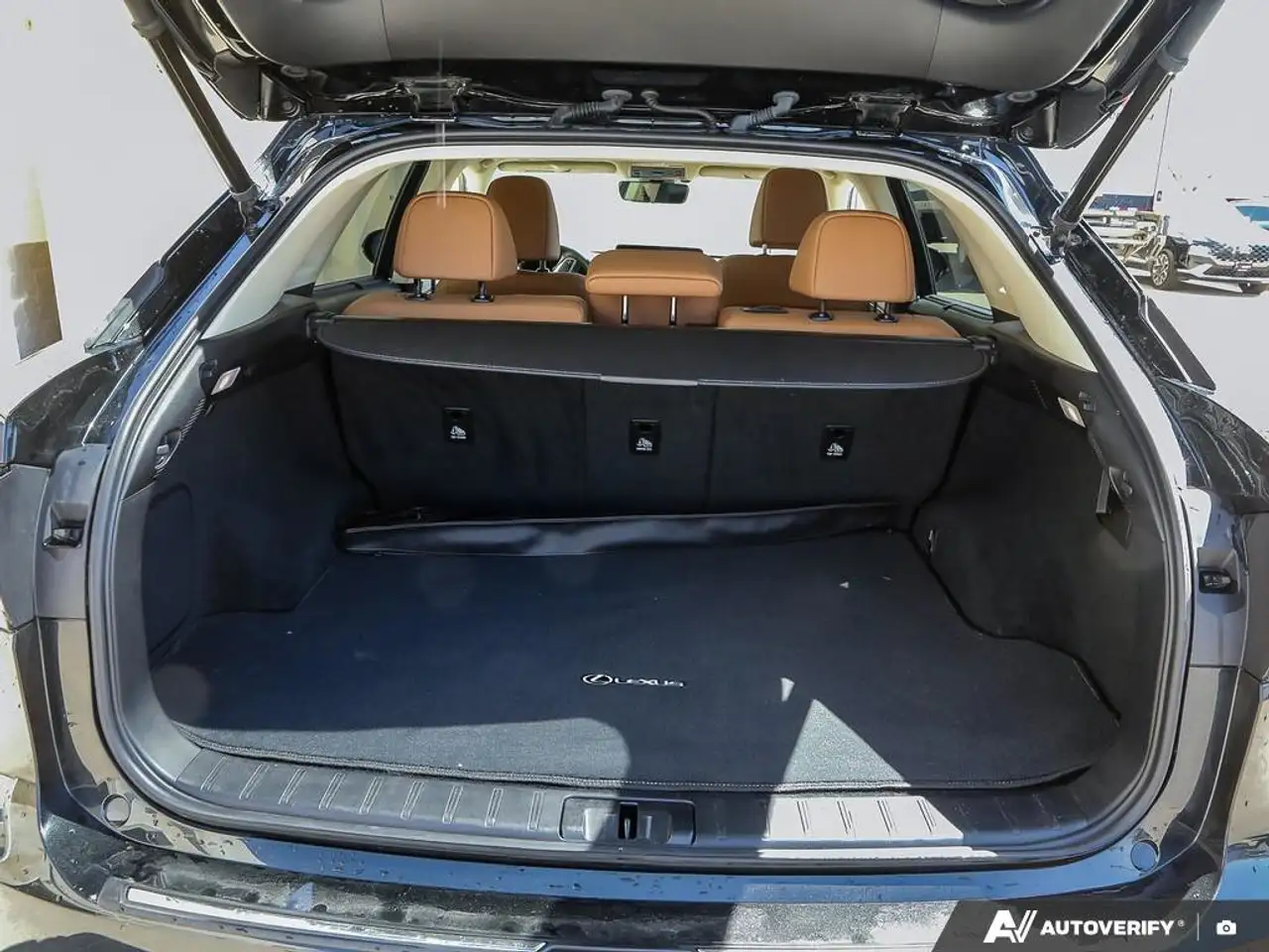 Lexus RX снимка Lexus RX