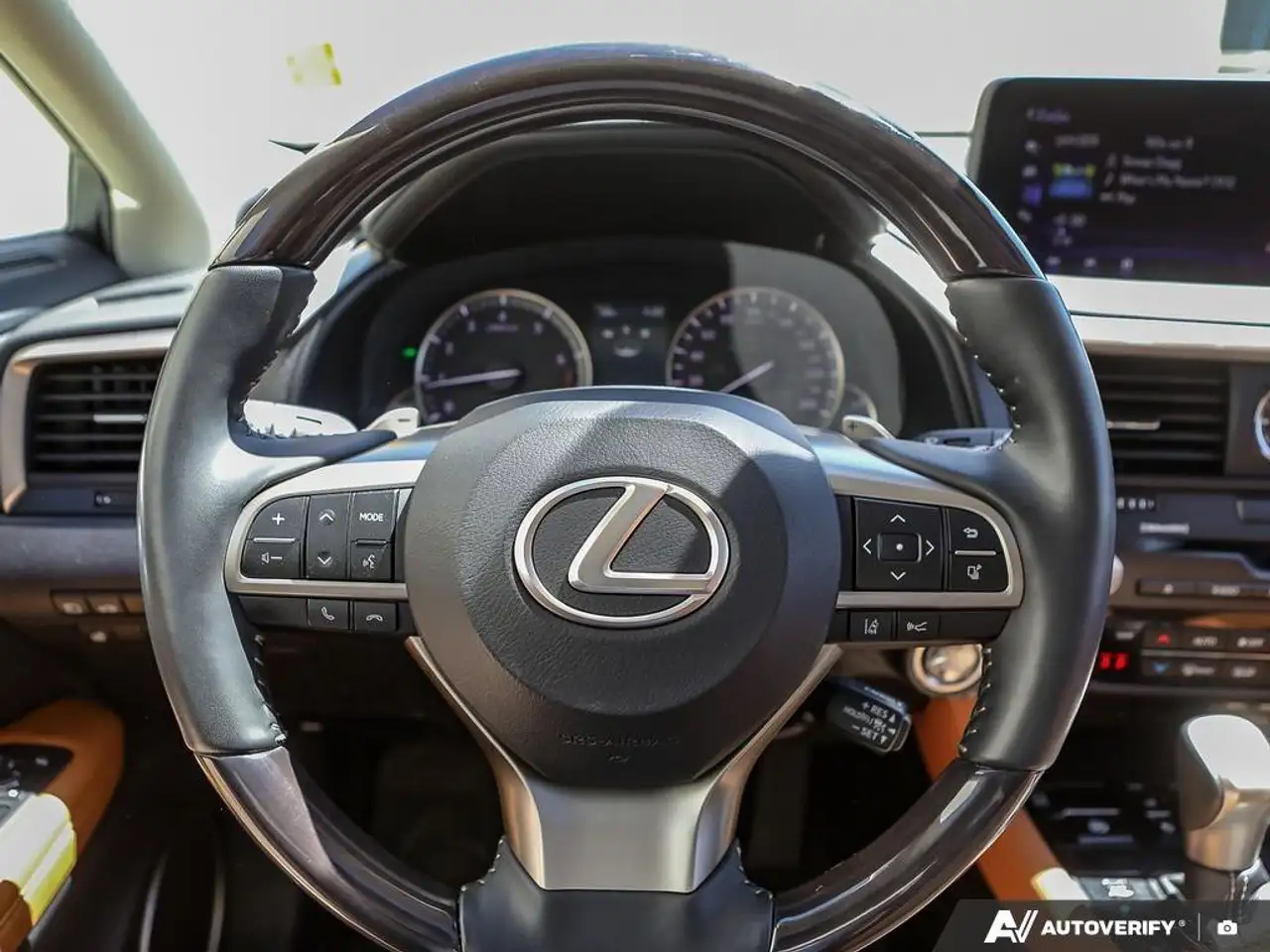 Lexus RX снимка Lexus RX