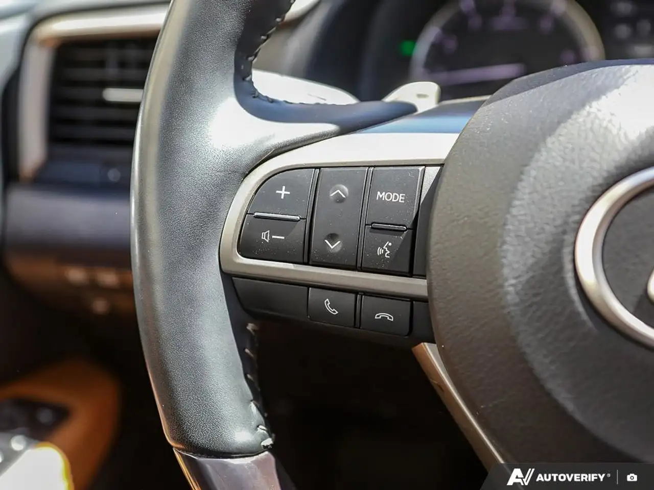 Lexus RX снимка Lexus RX
