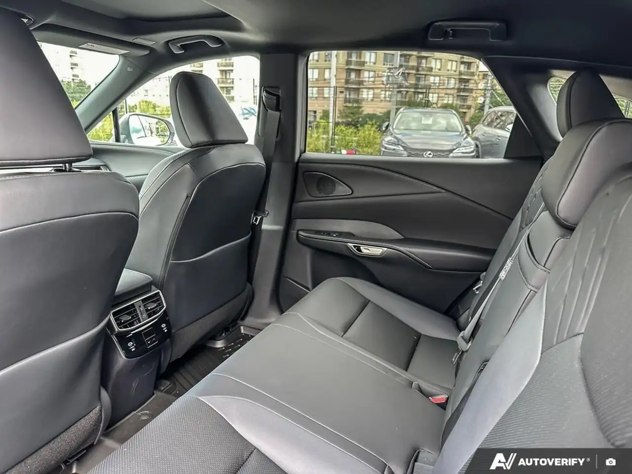 Lexus RX fotografie Lexus RX