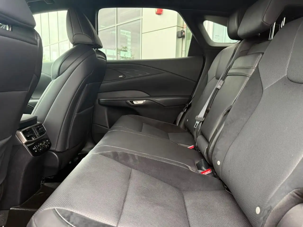 Lexus RX снимка Lexus RX
